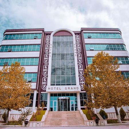 Grand Nakhchivan Hotel Esterno foto