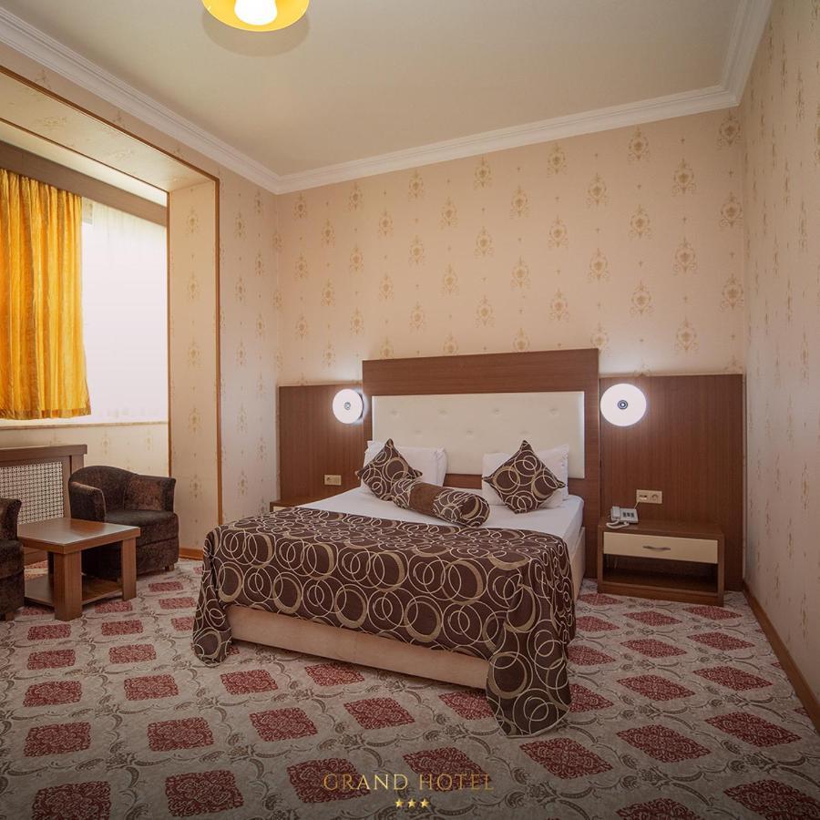 Grand Nakhchivan Hotel Esterno foto