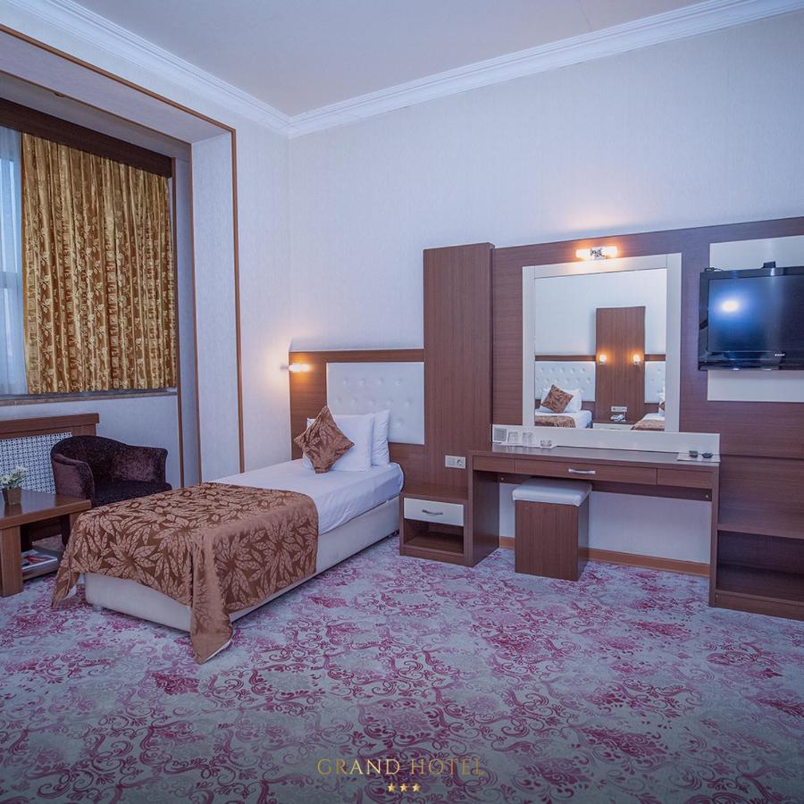 Grand Nakhchivan Hotel Esterno foto