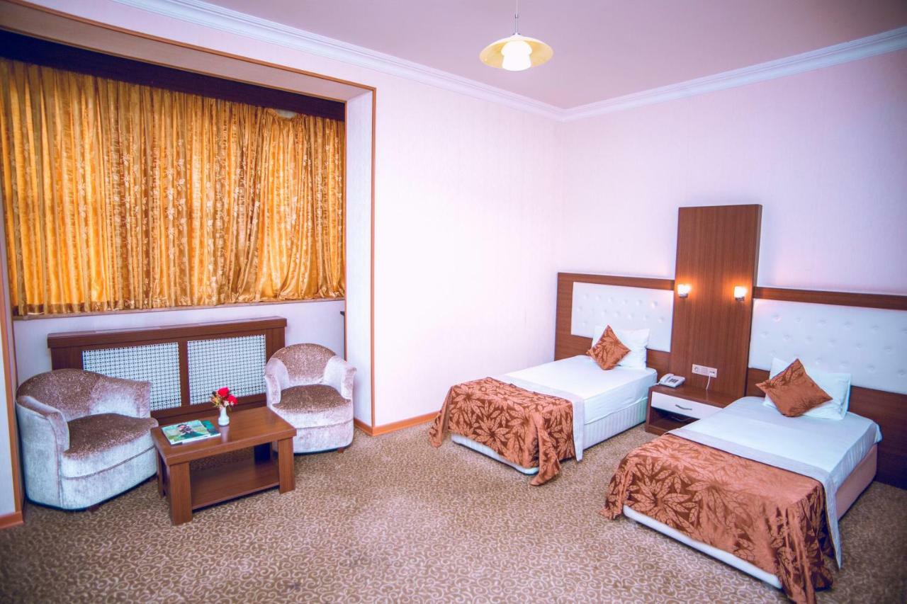 Grand Nakhchivan Hotel Esterno foto