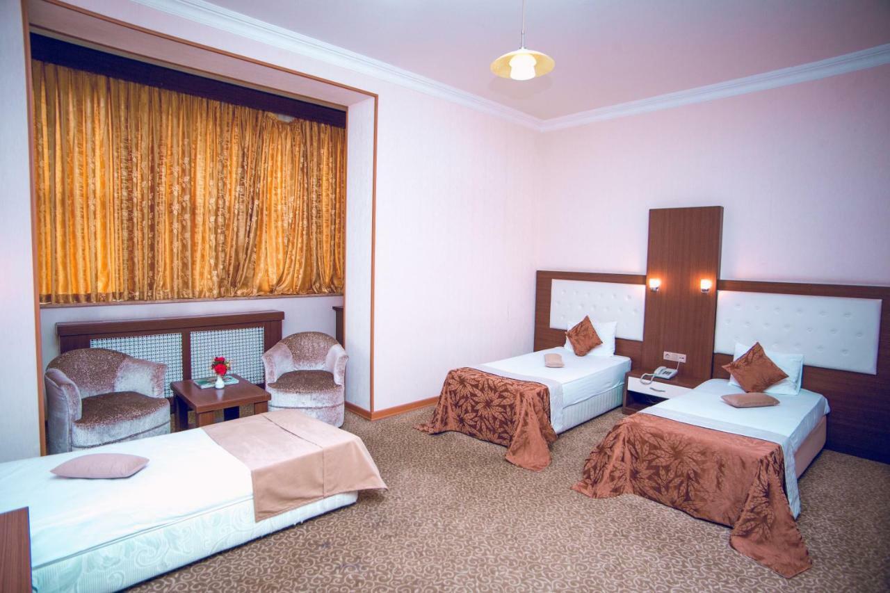 Grand Nakhchivan Hotel Esterno foto